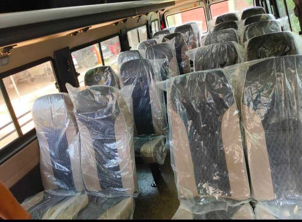 Deluxe  25 Plus Driver Traveller