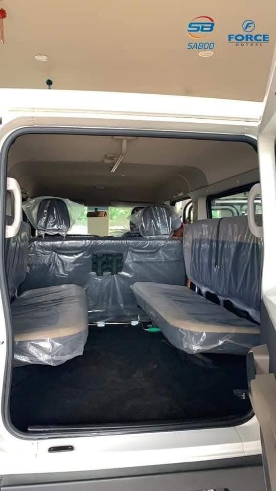 12 Plus Driver Force Trax Cruiser - Color: As Per Requirement