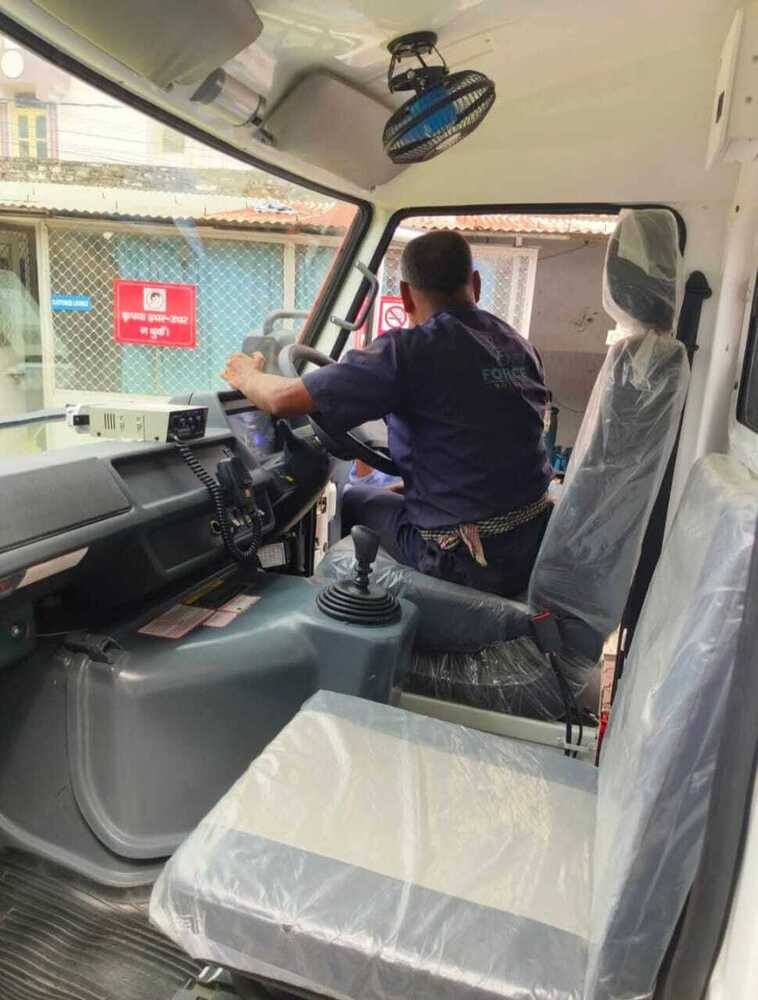 Customized Medical Ambulance - Color: As Per Requirement