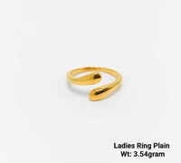 91.6 New Design Gold Ladies Ring Plain