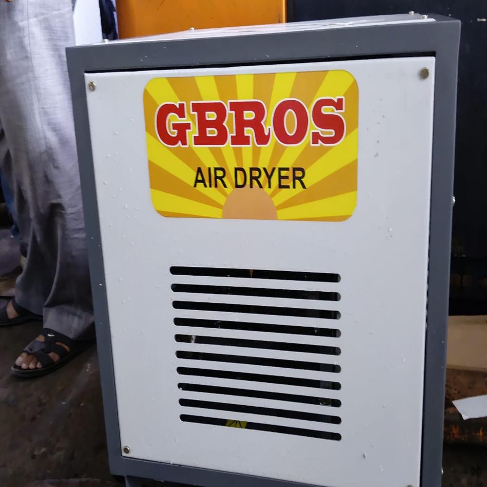 Air Dryer - 8 Bar Pressure, 2000 Cfm Flow Rate, -30â°c Dew Point, 220v Ac, Air-cooled Cooling Method, One-year Warranty | White/grey, 40x36x38 In, 130 Kg Weight, 52 Db Noise Level