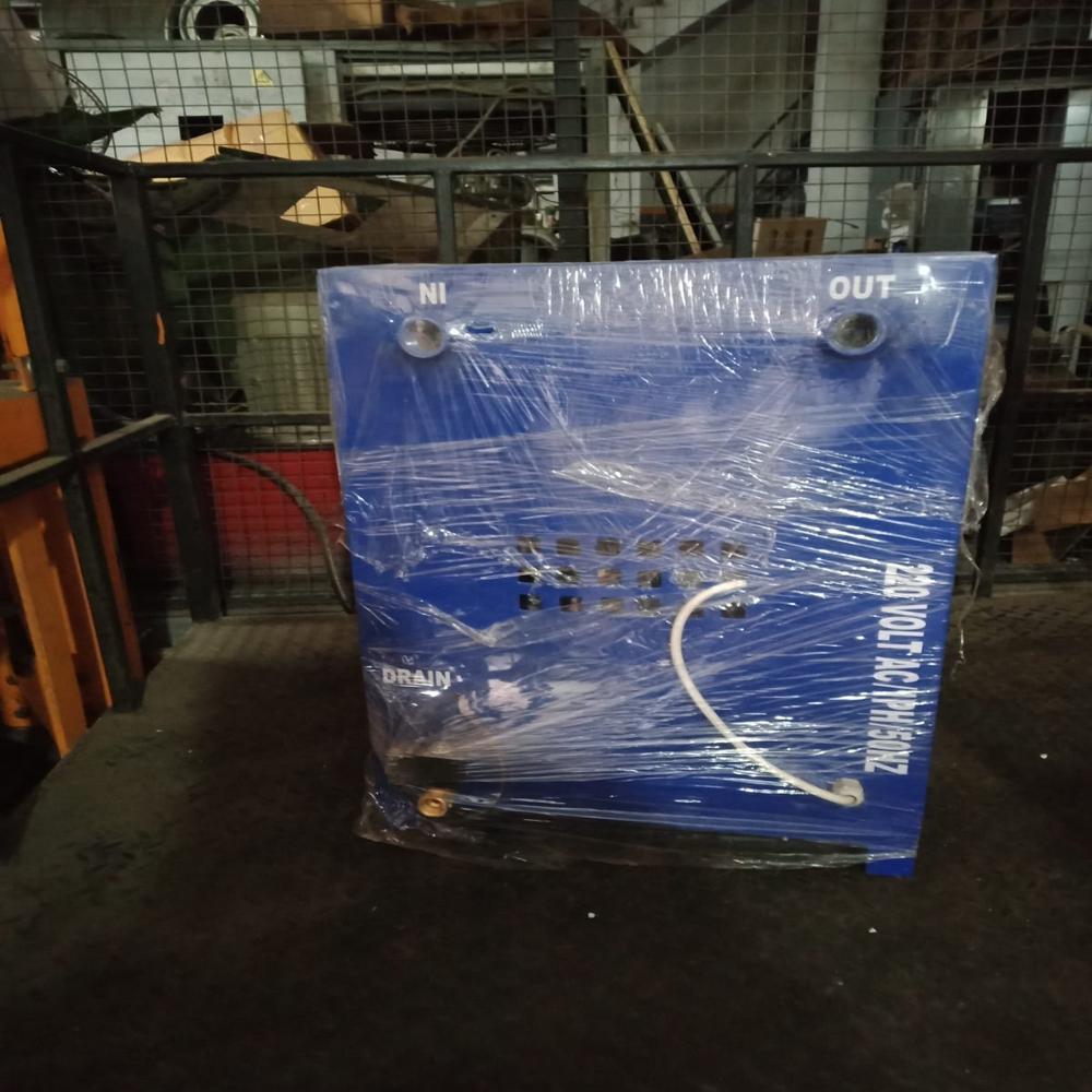 Rotary Screw Air Compressor - Air Flow Capacity: 60 Cubic Feet Per Minute (Ft3/min)