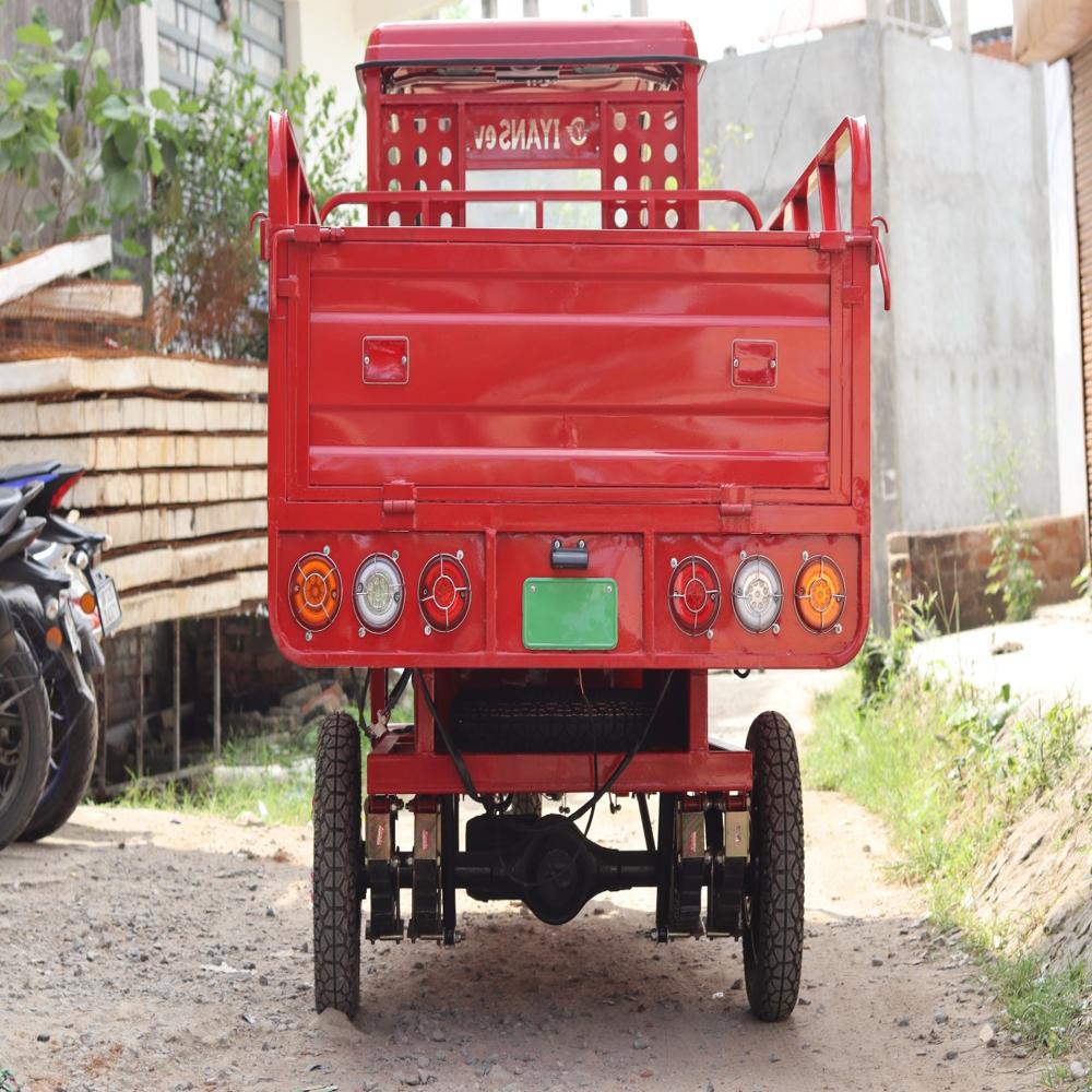 E-rickshaw Loader - Battery Life: 5-6 Hours