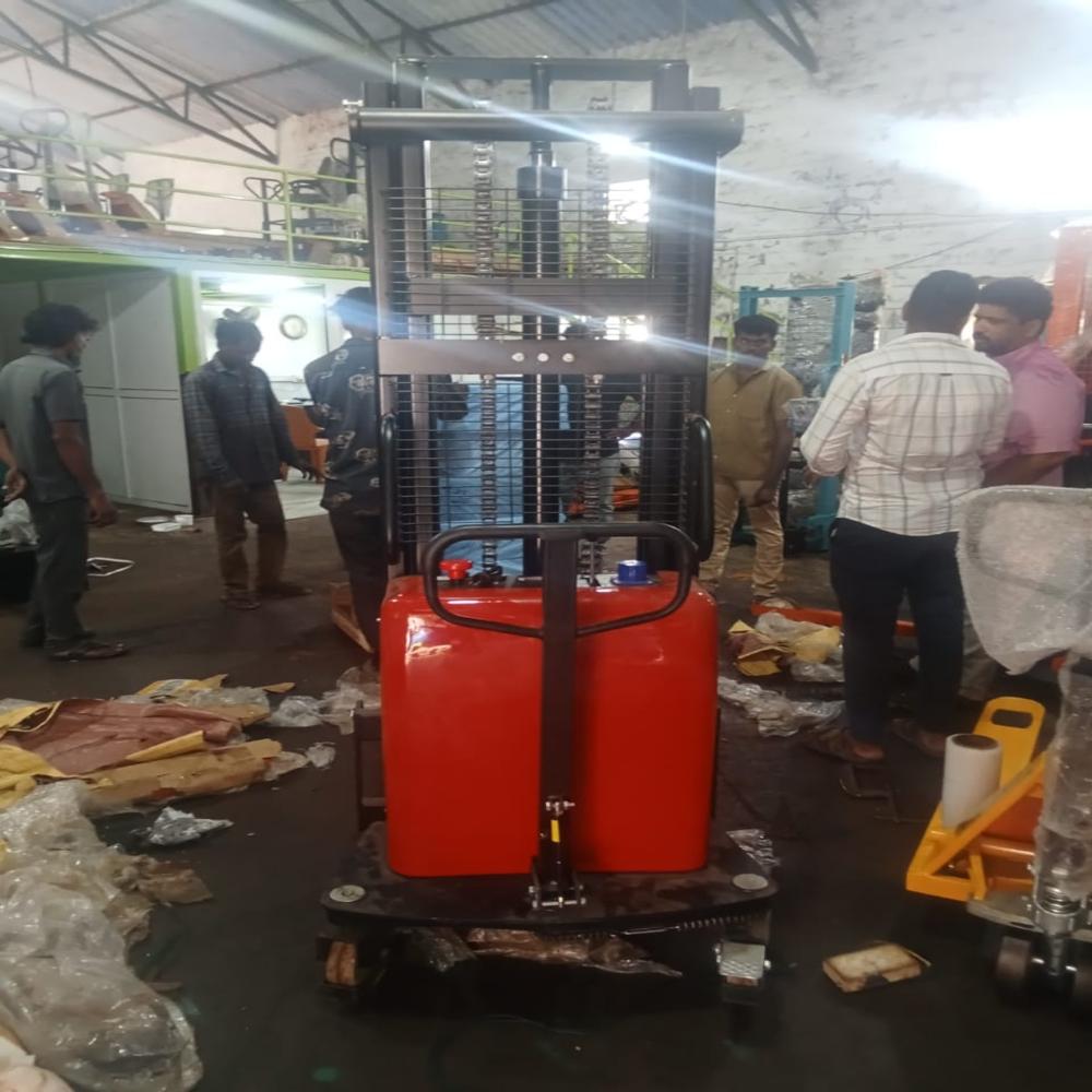 Semi Electri Stacker Paper Reel