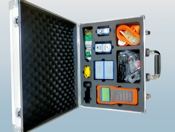 Ultrasonic Flow Meter - Metal & Plastic | 100% Accuracy, Dual Power Supply, Customizable Multicolor Design, Non-Intrusive Measurement