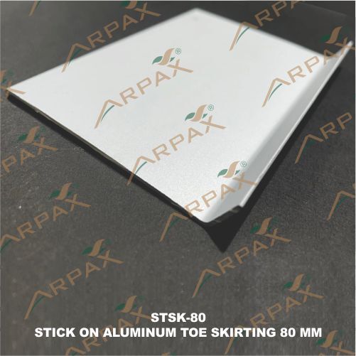 Stsk-80 Stick On Aluminum Toe Skirting - Color: White