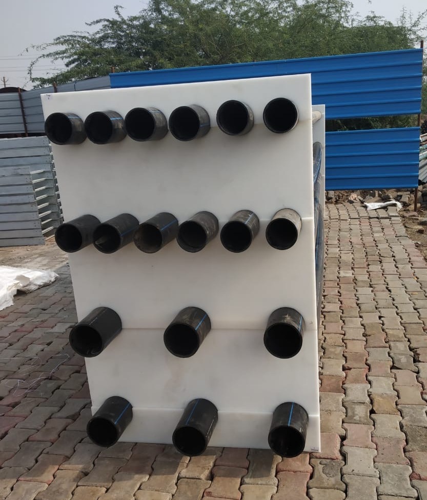 Plate Type Spacer - Color: Black