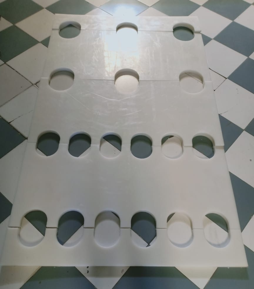 Plate Type Spacer - Color: Black