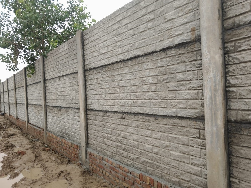 Prestressed Heavy Precast Boundary Wall - Feature: Fast Installation
