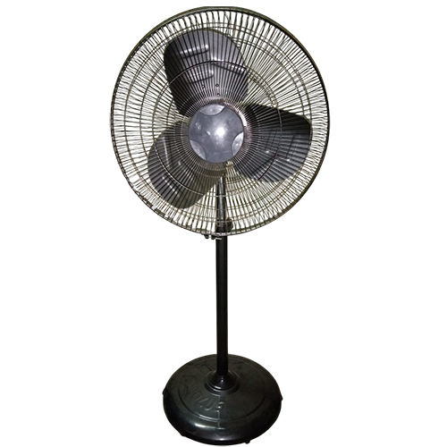 Oscillating Table Fan - Color: Black