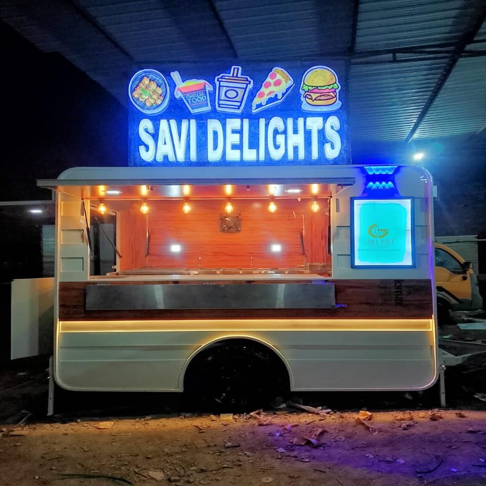 Trailer Model Food Cart - Height: 7 Foot (Ft)