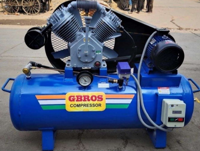 5 Hp Air Compressor - Air Flow Capacity: 250 Liter (L)