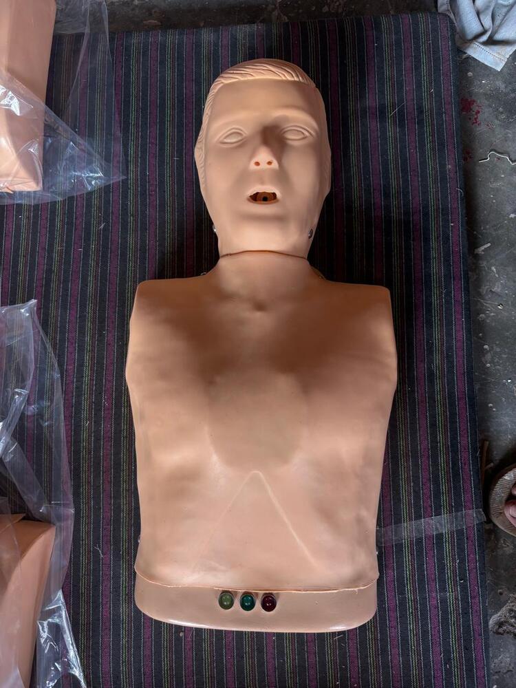 Cpr Mankin - Color: Skin