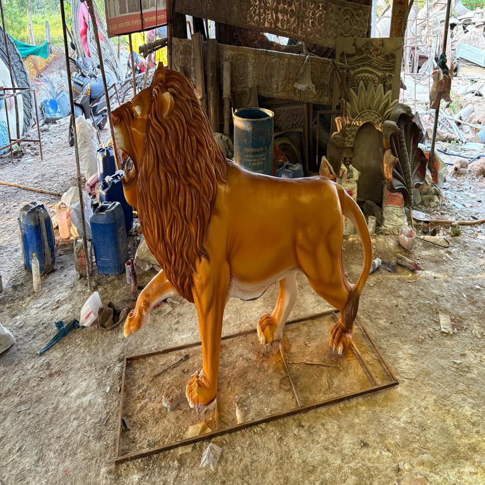 Fiber Lion Statue - Color: Any