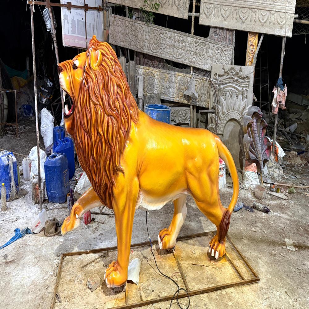 Fiber Lion Statue - Color: Any