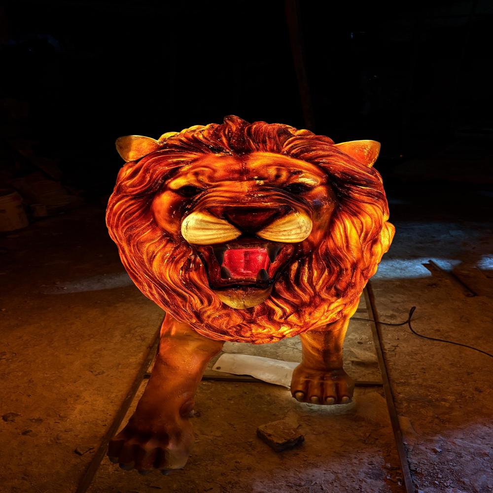 Fiber Lion Statue - Color: Any