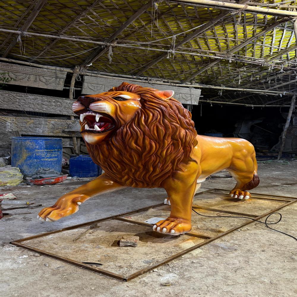 Fiber Lion Statue - Color: Any