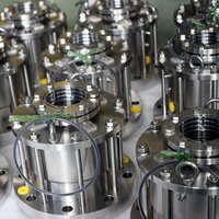 Double cartridge type seal