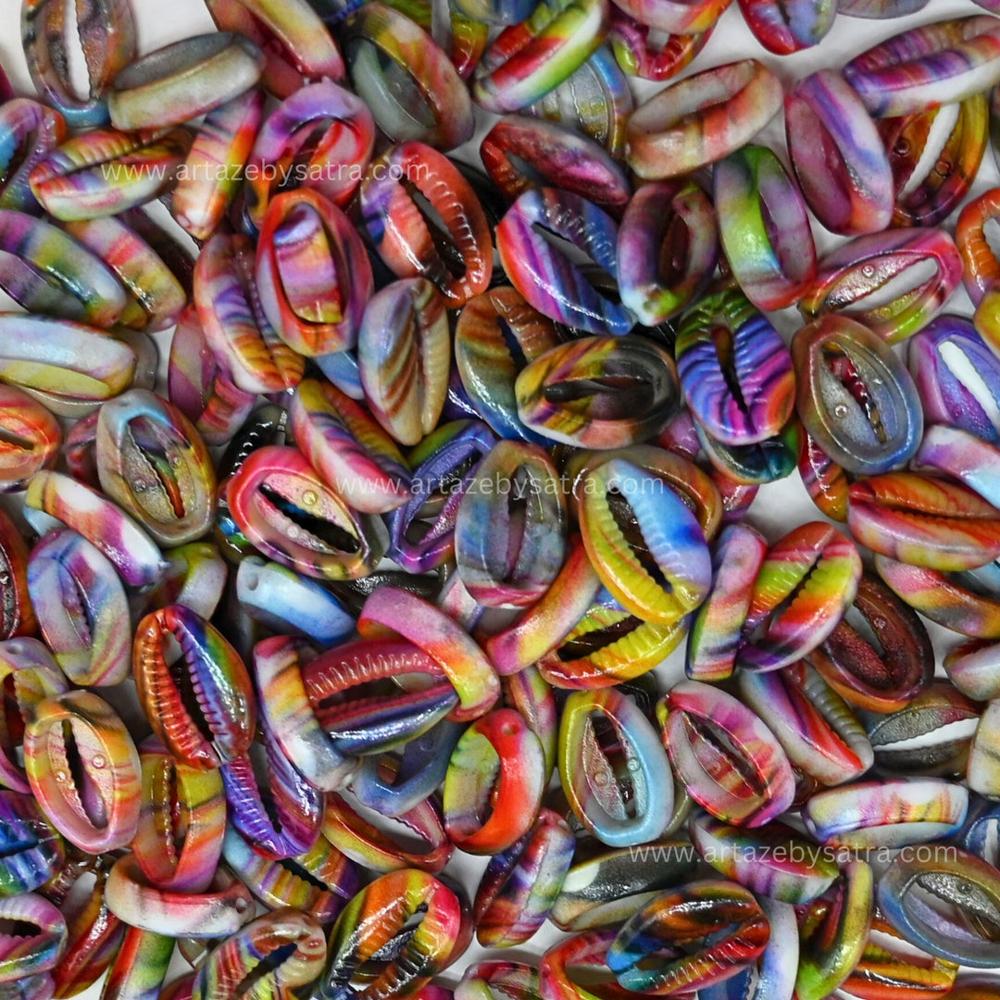 Assorted Multicolor Cowri (2-hole)
