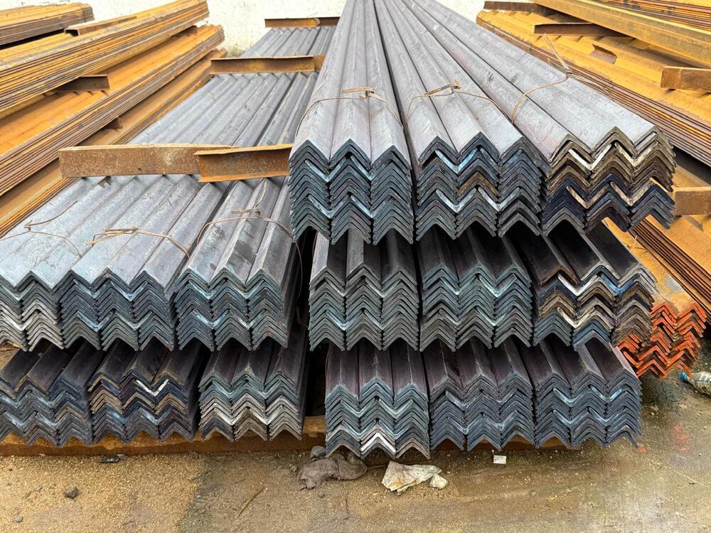Ms Mild Steel V Shape Angle - Color: Grey