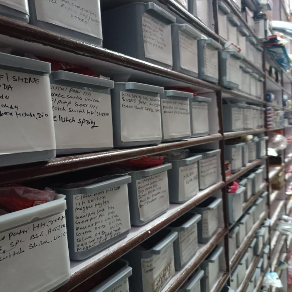 Industrial storage box