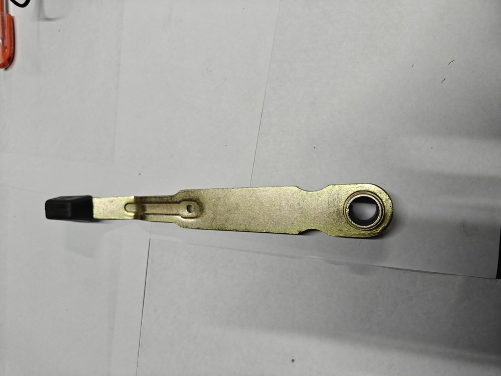 ASSY LEVER POSITION CONTROL (1870341M92)