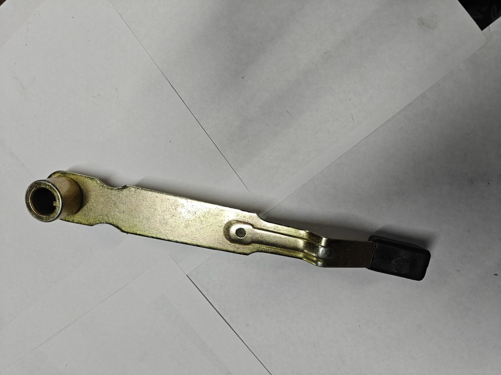 ASSY LEVER POSITION CONTROL (1870341M92)