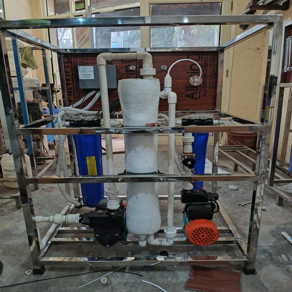100 Lph Reverse Osmosis Plant