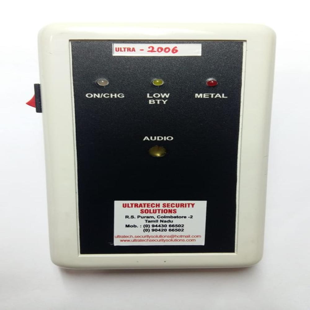 Metal Detector Ultra 06 Pocket Scanner - Color: White