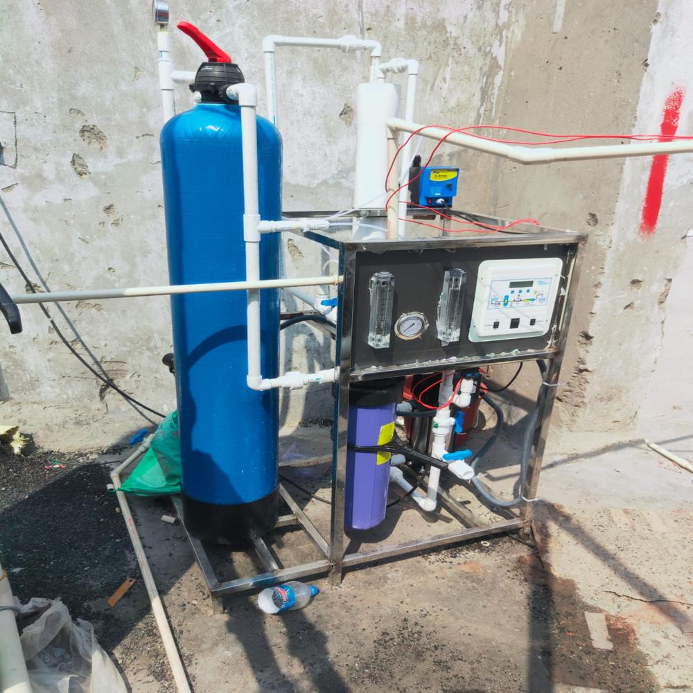 250 LPH Commercial Reverse Osmosis Plant