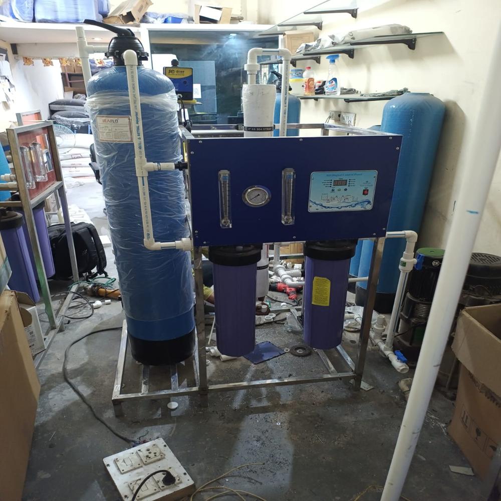 250 LPH Commercial Reverse Osmosis Plant
