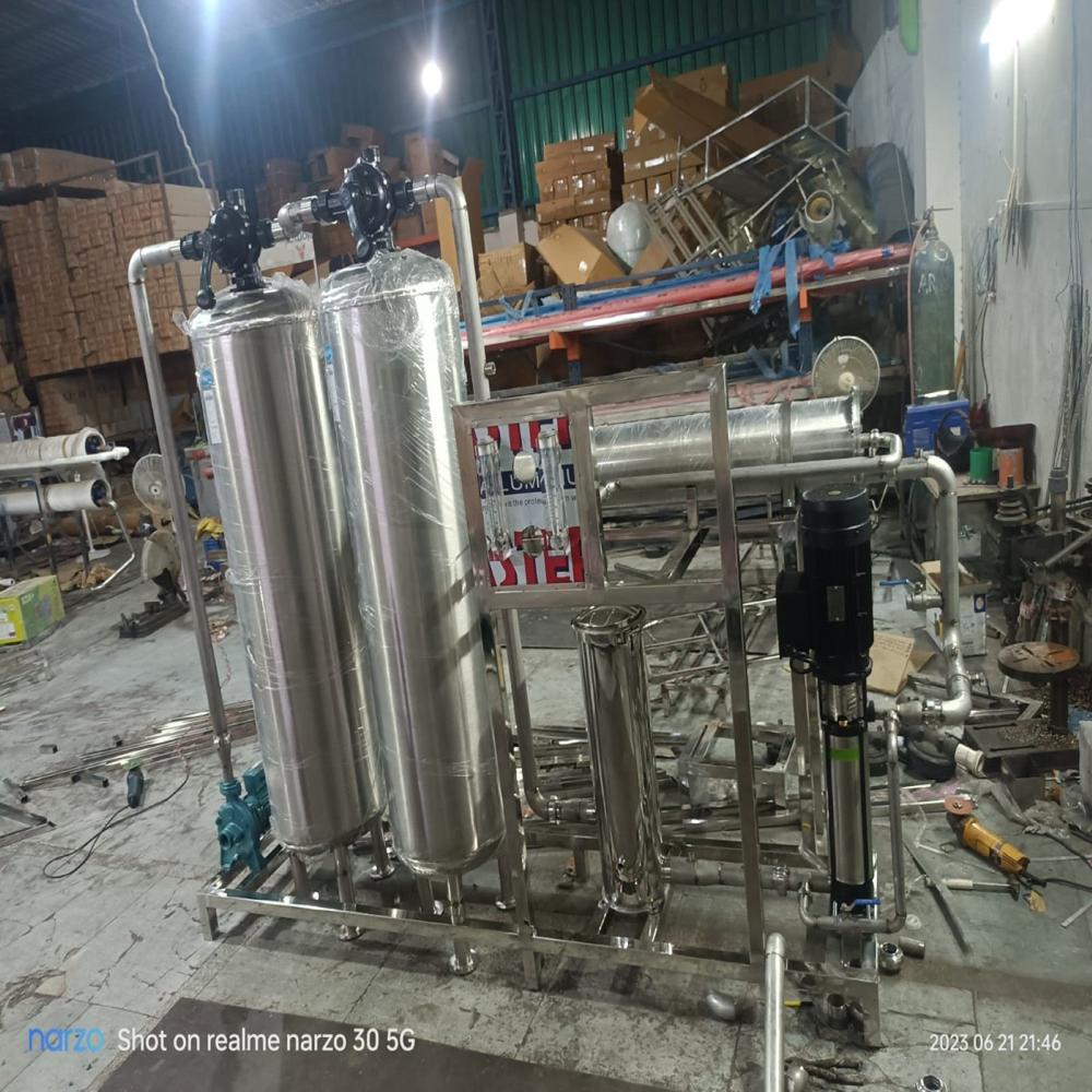 3000 Lph SS Reverse Osmosis Plant