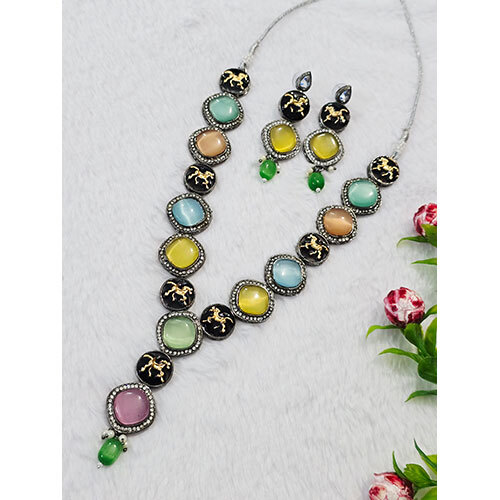 Sabyasachi Necklace Set - Color: Multicolor