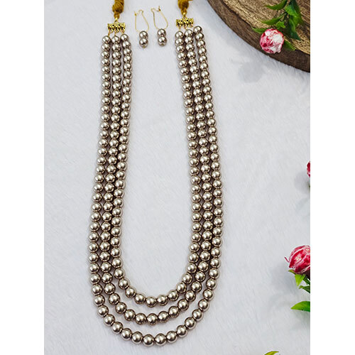 Shell Pearl Necklace - Color: Golden