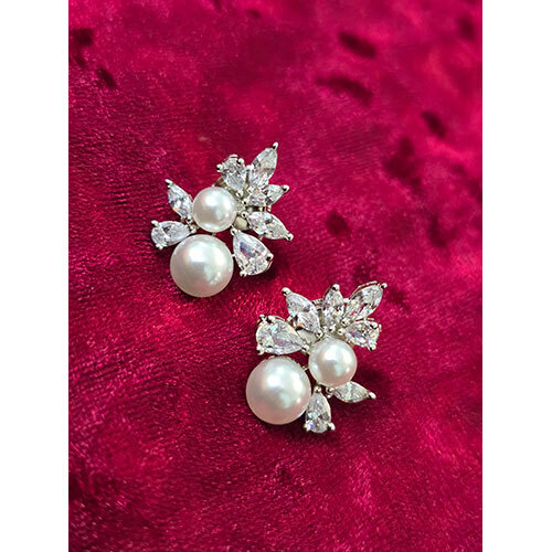 Silver Ad Earrings - Gender: Women