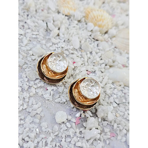 Western Earrings - Color: Golden