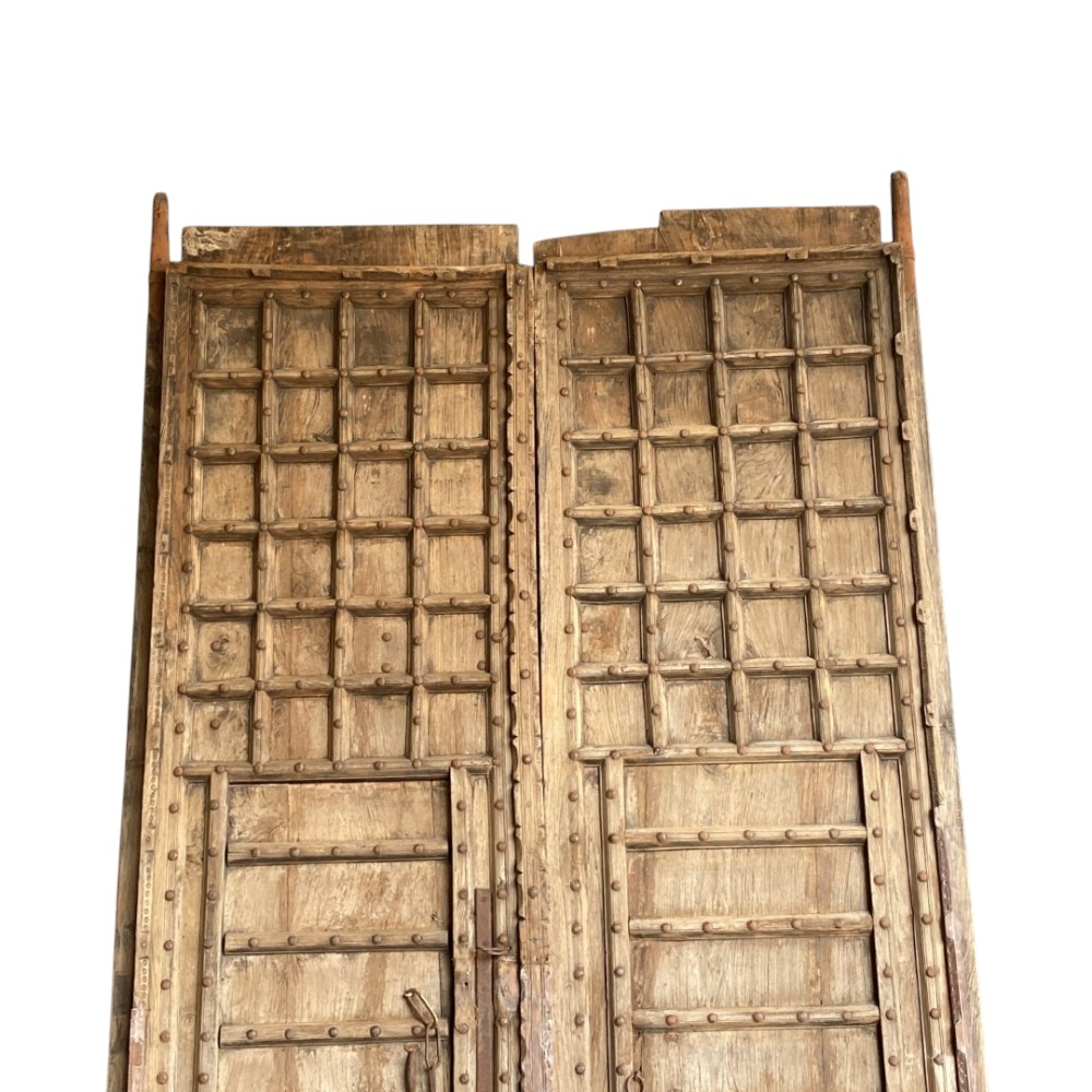 ANTIQUE WOODEN DOOR
