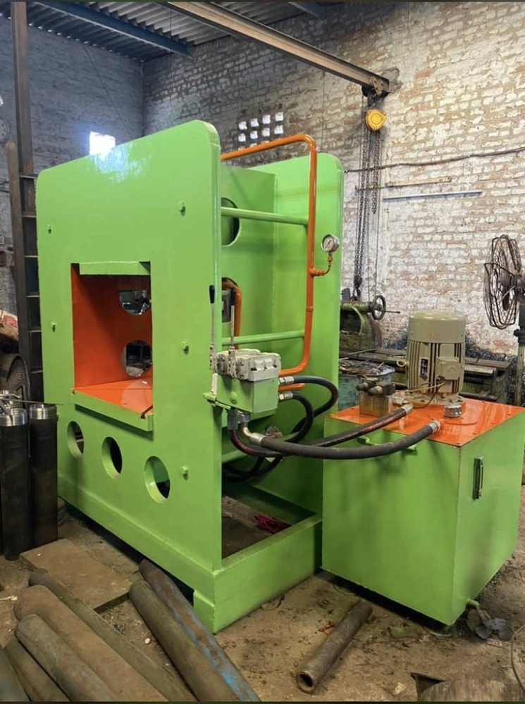 Industrial Hydraulic Press