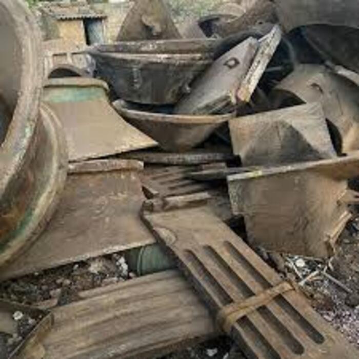 Magnise Scrap - Color: Metallic Grey