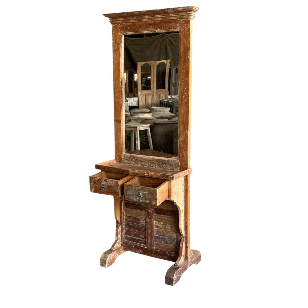 ANTIQUE WOODEN DRESSING