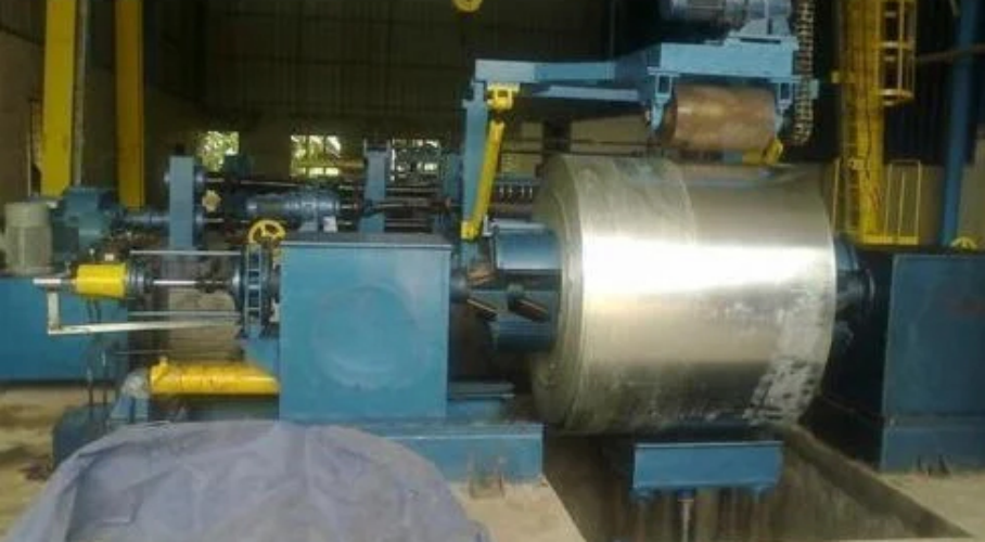 Commercial Automatic Coil Slitting Machine - Color: Silver