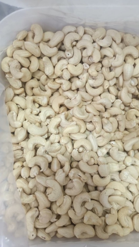 WW320 Cashew Kernels