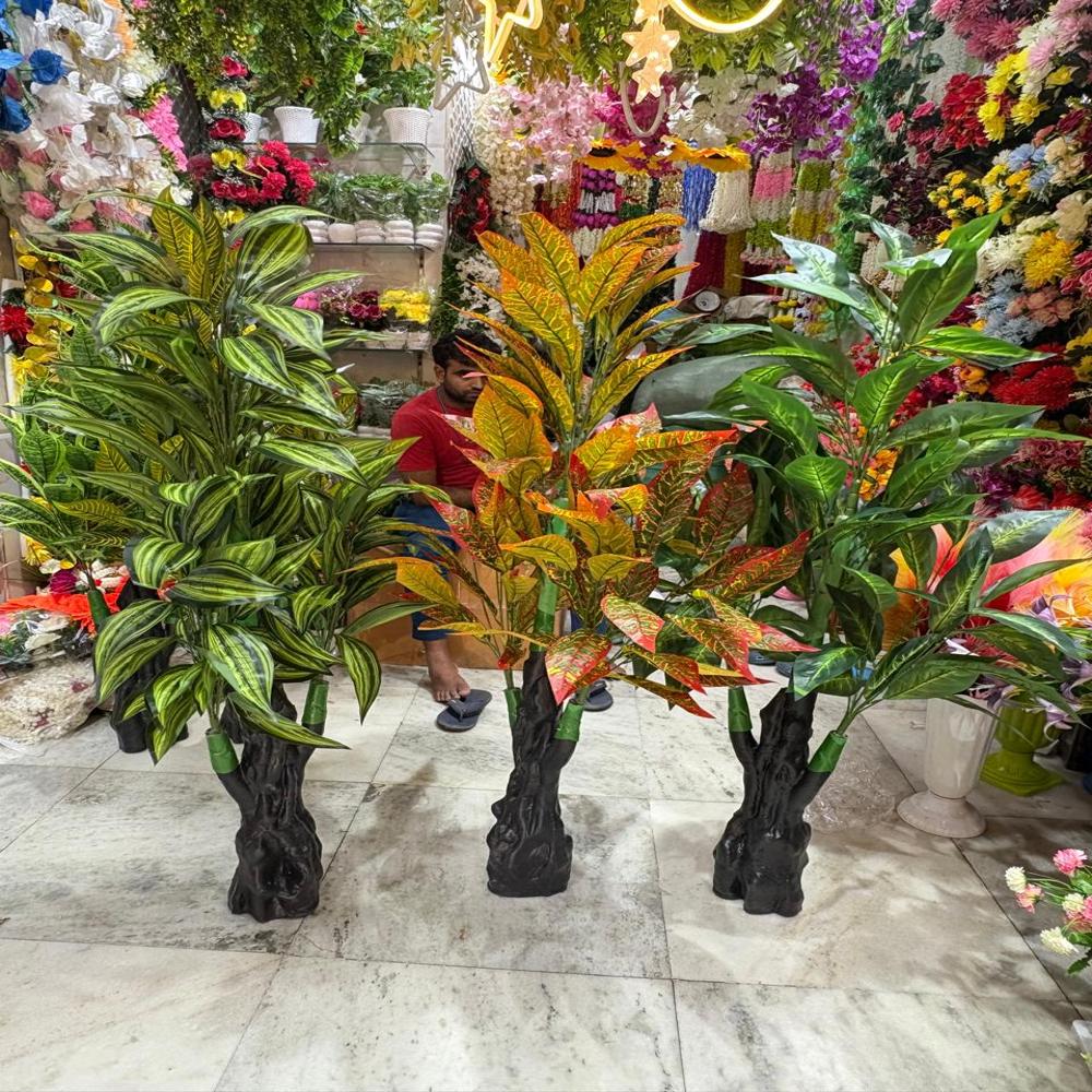 Artificial Plant - Color: Green