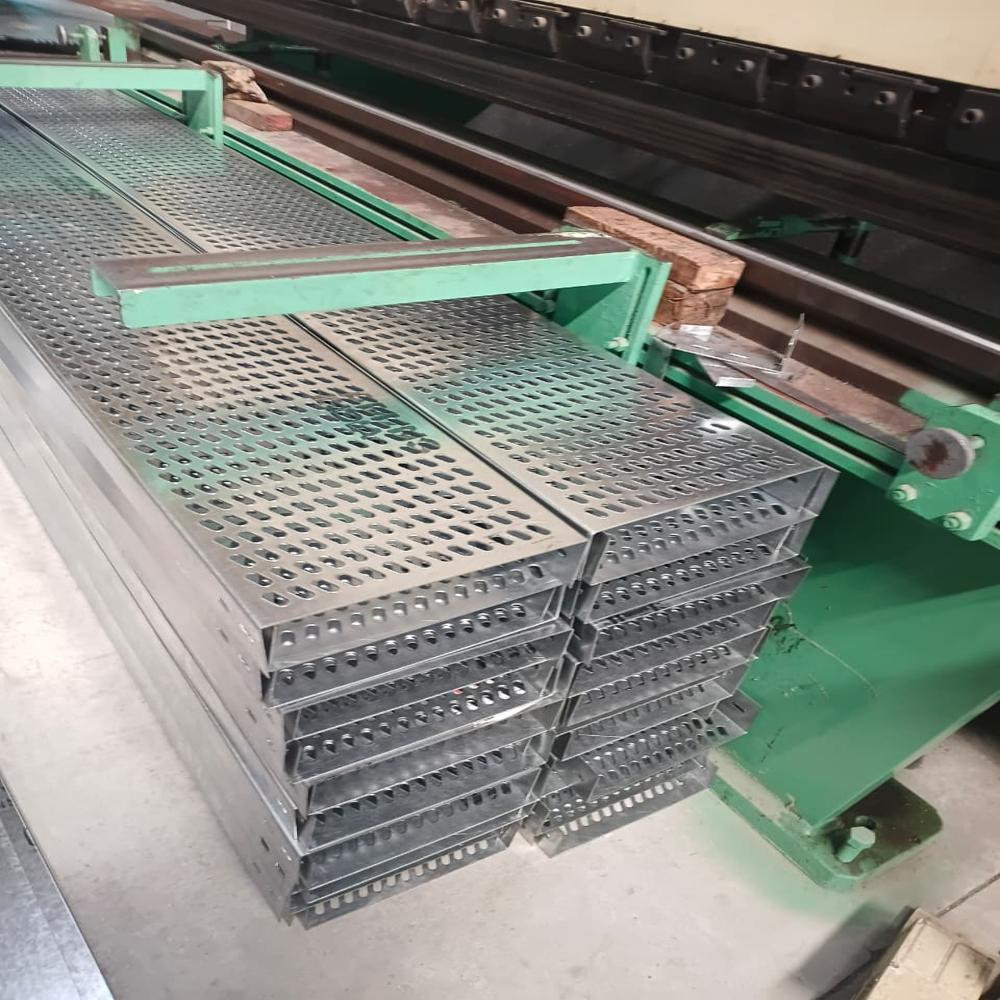 Pre G.i Cable Tray - Color: Colorless
