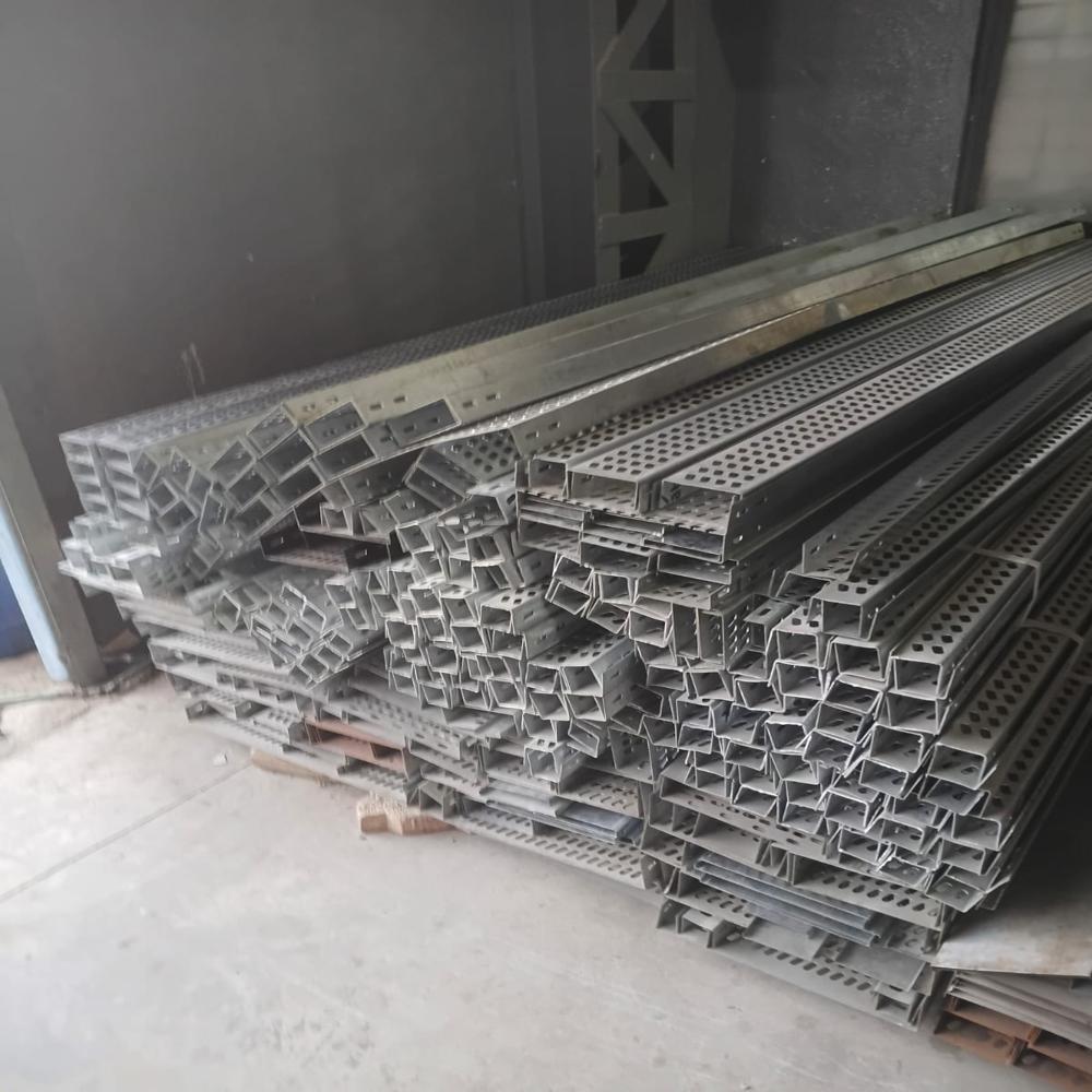 Pre G.i Cable Tray - Color: Colorless