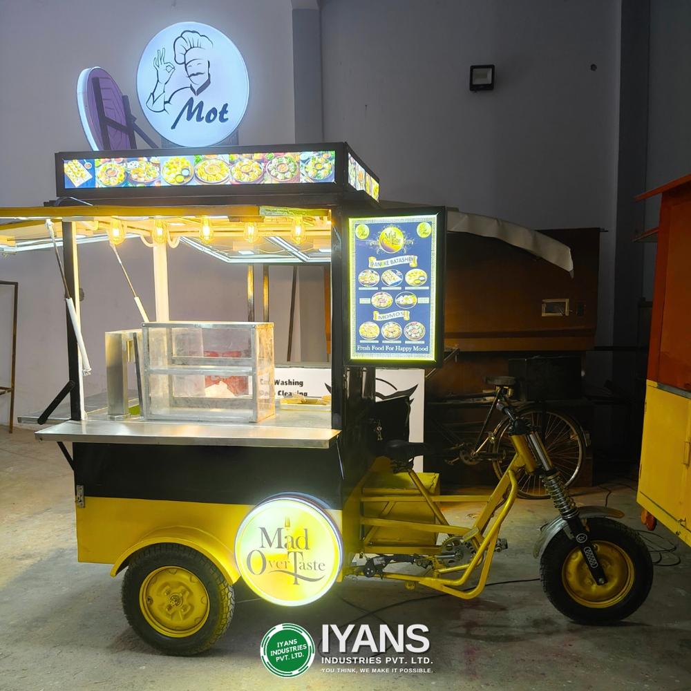 Electric Food Cart Tricycle Model