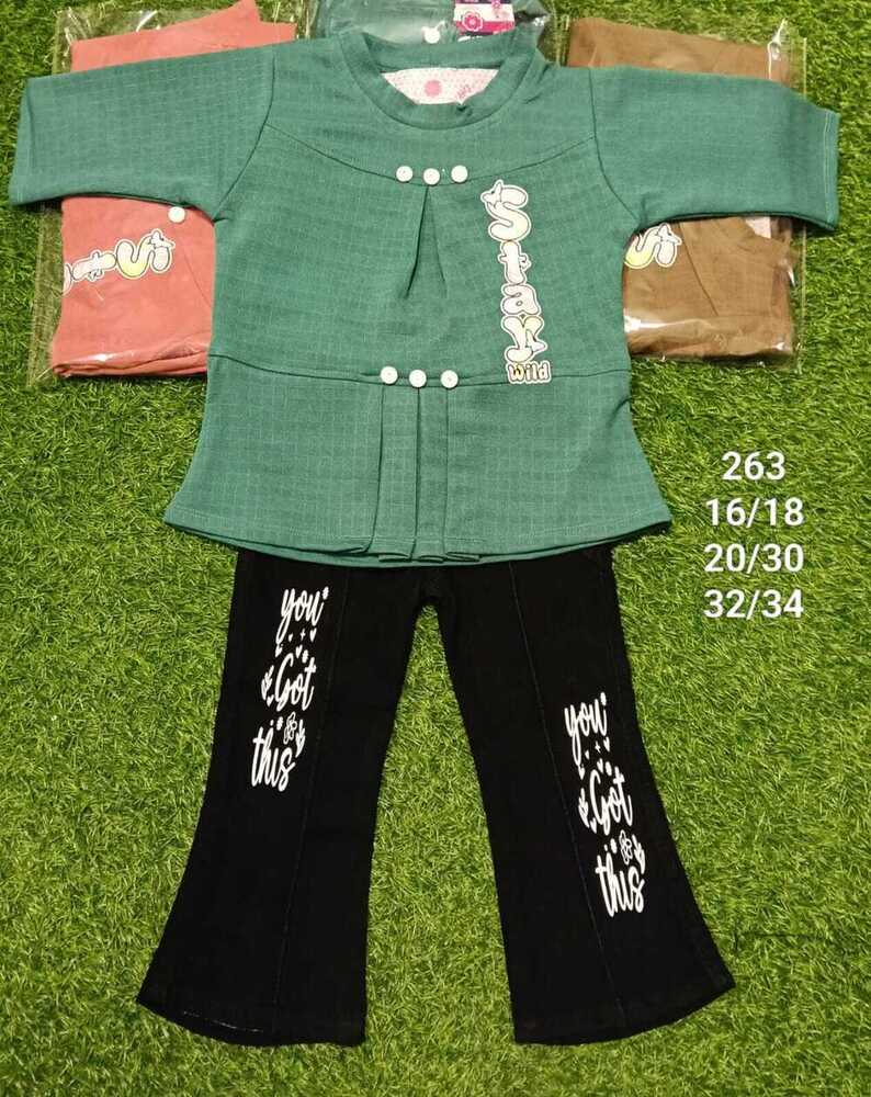 263 Kids Printed Top And Capri Set - Color: Multicolor