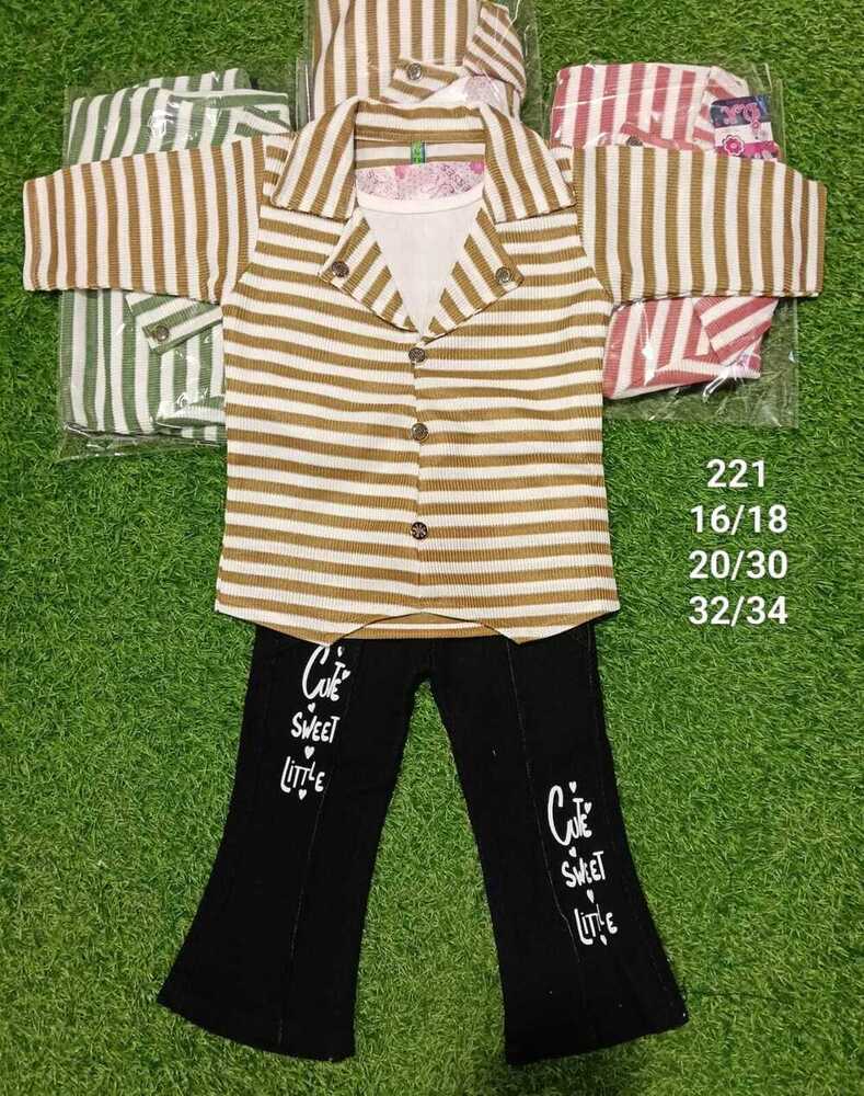 221 Party Wear Top And Capri Set - Age Group: Kids