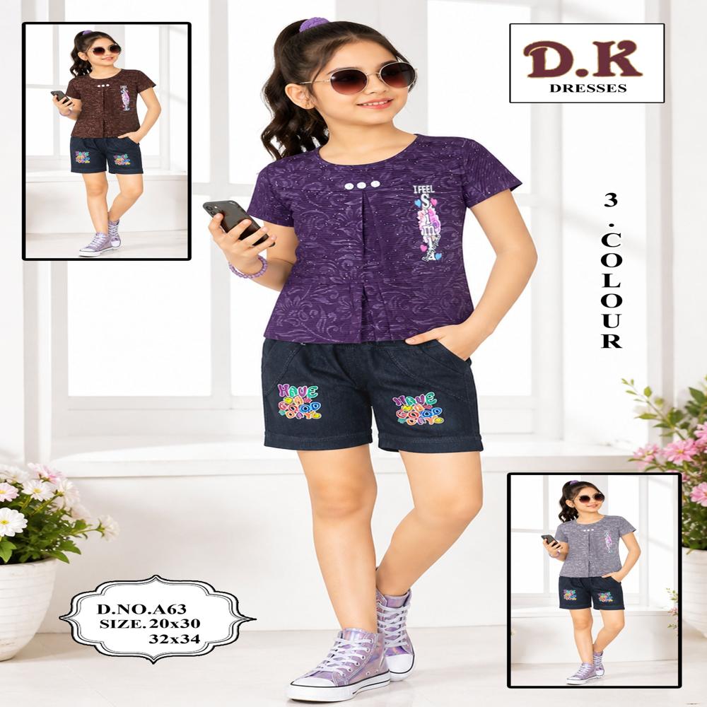 270 Casual Wear Top And Capri Set - Age Group: Kids