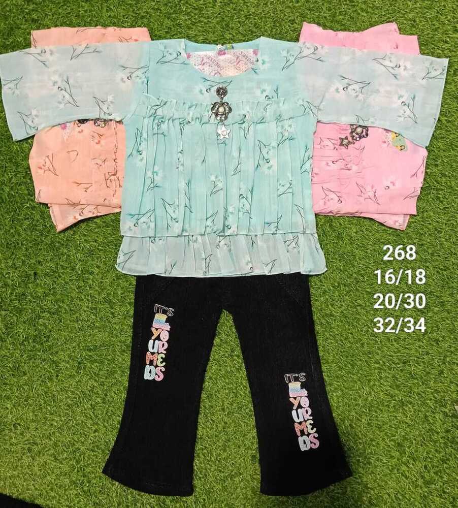 268 Trendy Top And Capri Set - Age Group: Kids
